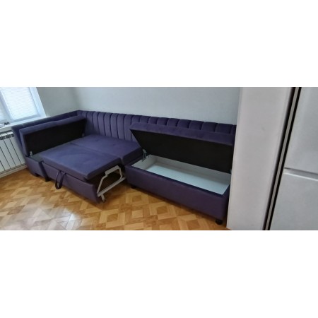 Современный кухонный уголок 